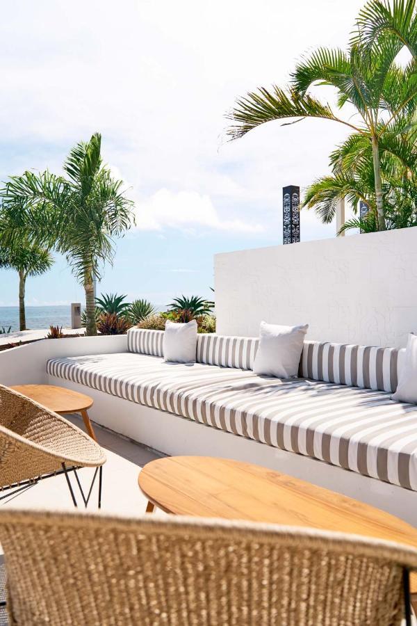 Cook'S Bay Hotel & Suites Paopao Luaran gambar