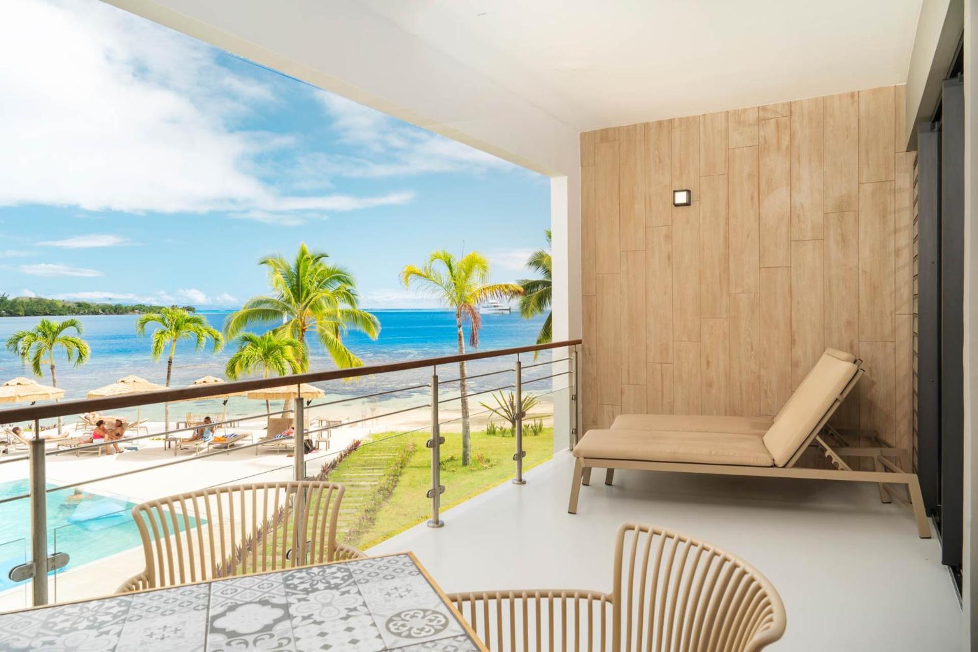 Cook'S Bay Hotel & Suites Paopao Luaran gambar