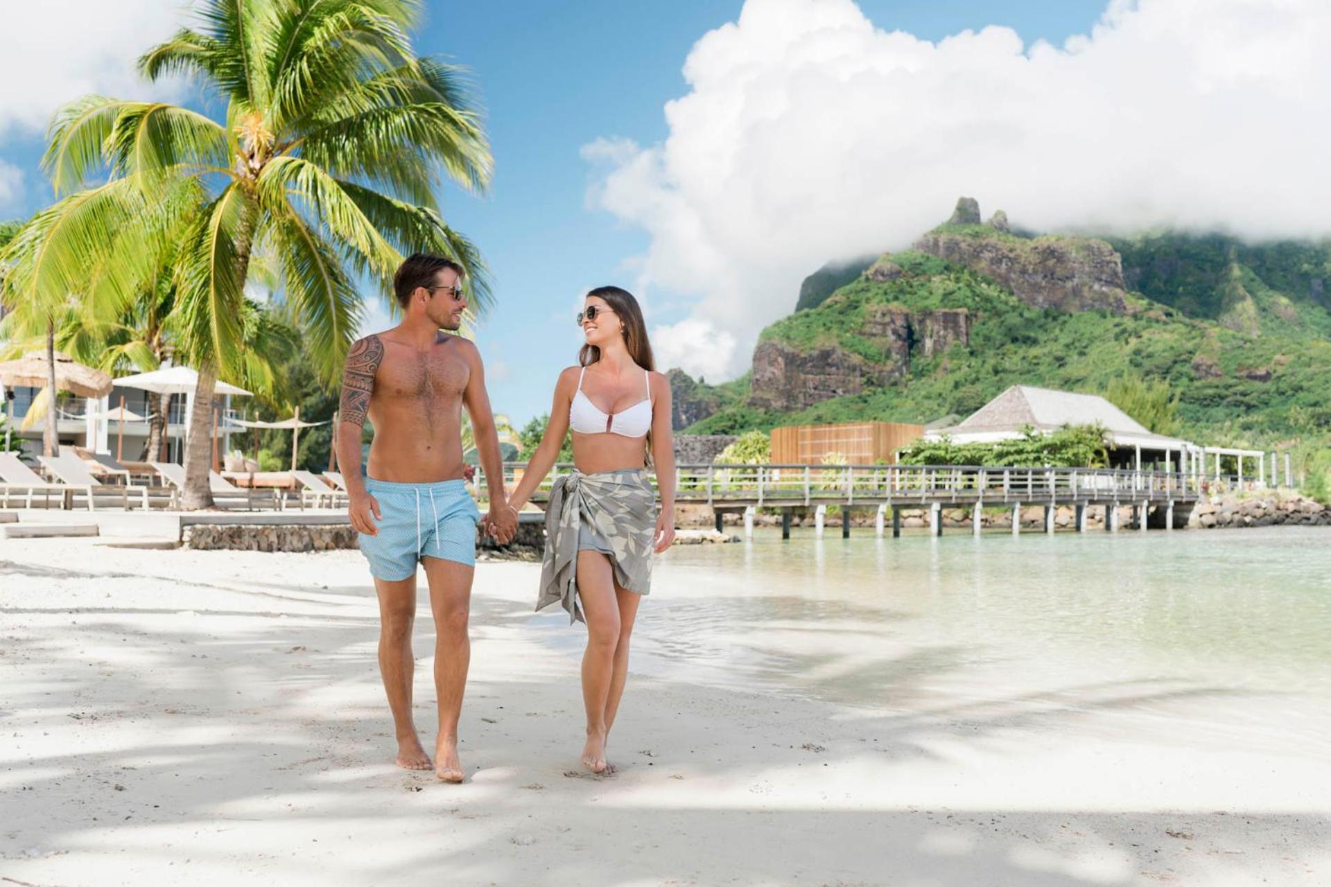 Cook'S Bay Hotel & Suites Paopao Luaran gambar